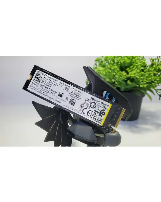 M.2 512G WD PC SN810 NVMe Gen4 x4 Speed 6000Mb/s